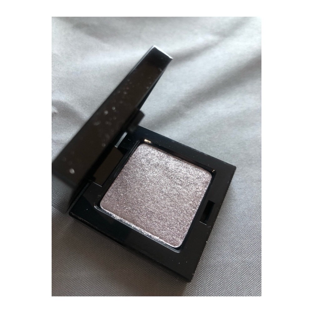 3/$20 VICTORIA SECRET EYESHADOW - NAME IN LIGHTS